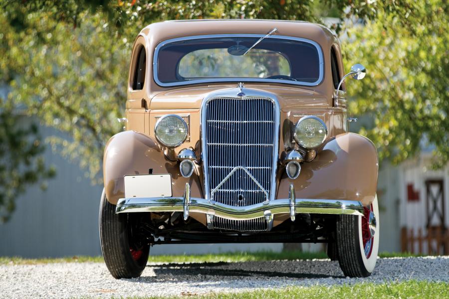  Ford DeLuxe 3-Window Coupe 1935 года  (фото 11 из 50)